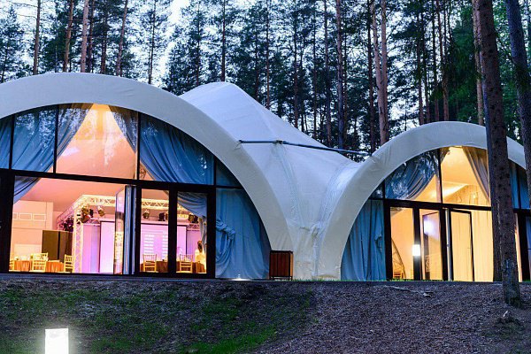 Зимний Арочный шатер со стеклопакетами в Охта Парке в Санкт Петербурге, 600 кв.м
