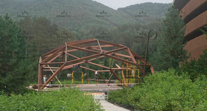 Строительство шатров из клееного бруса для парк-отеля в Горном Алтае