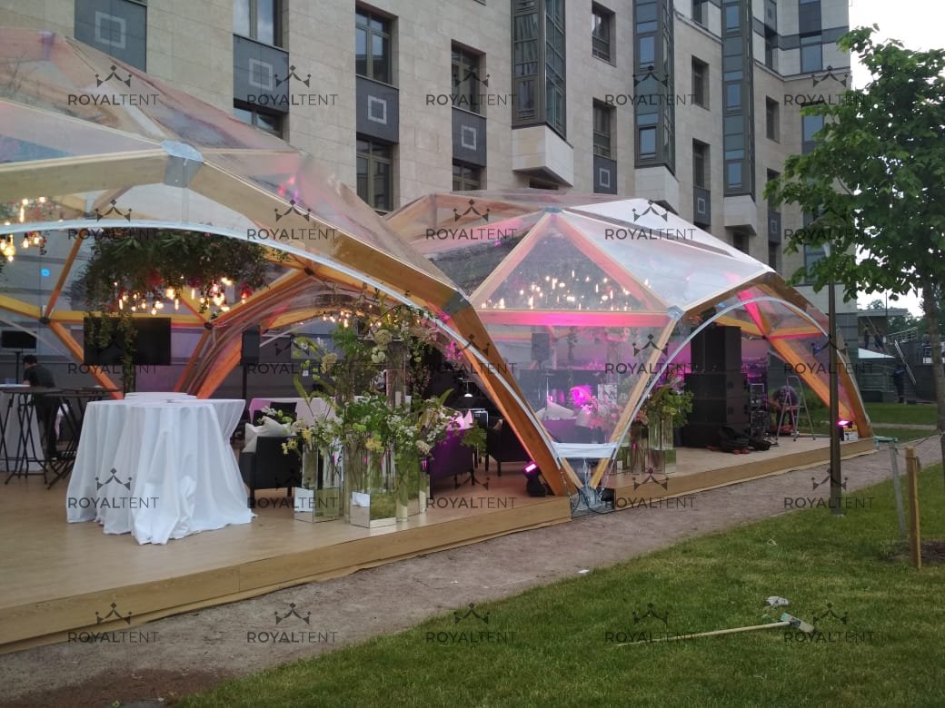 Аренда деревянных шатров с прозрачной крышей  WOOD RT 100/10 для проведения мероприятий в Санкт-Петербурге.