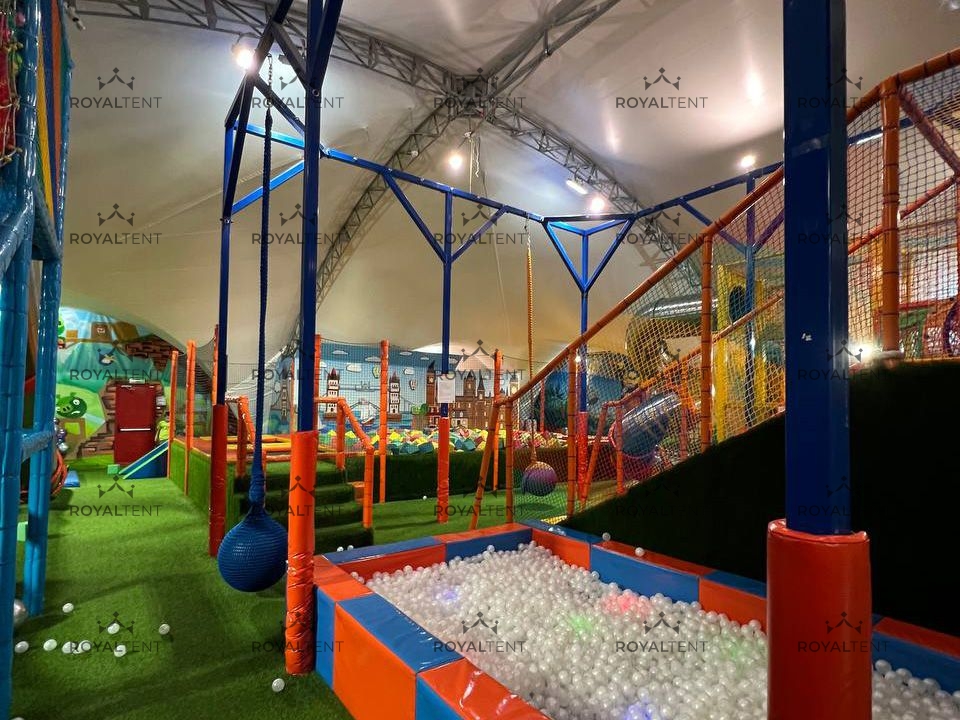 Строительство круглогодичного шатра для детского развлекательного центра