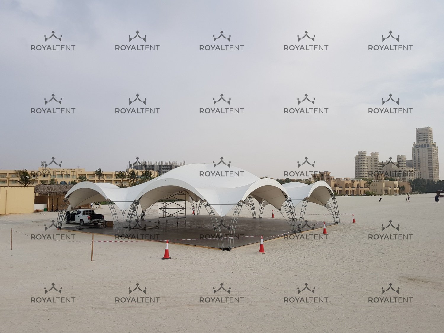 Арочный шатер DUBAI SQUARE 400/10 в Дубае