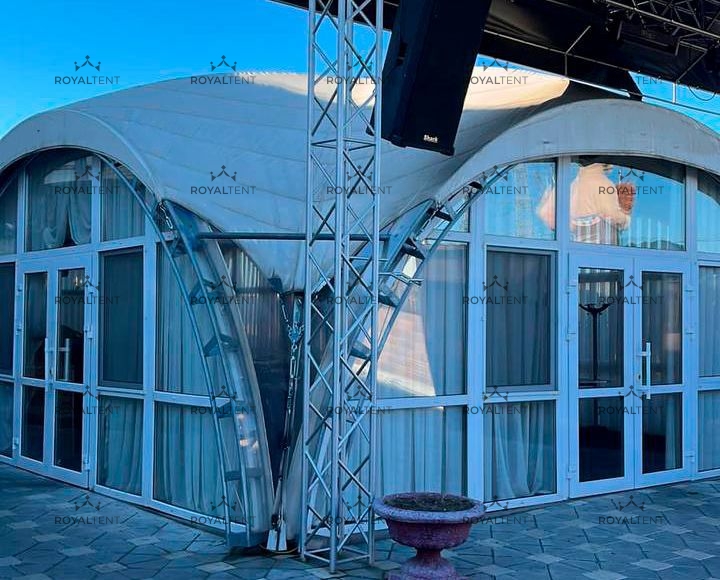 Строительство арочных шатров для летнего кафе. Казахстан, г. Петропавловск
